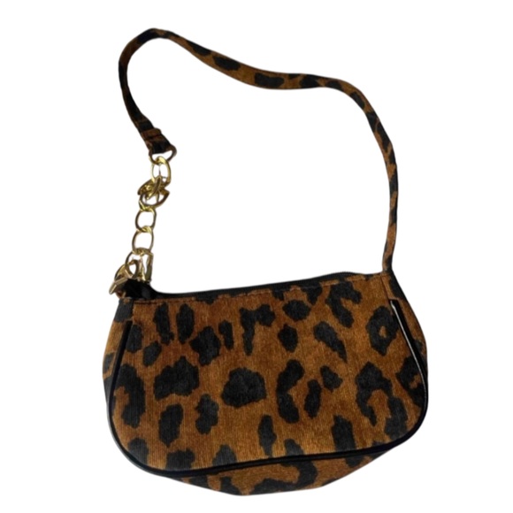 Hobo Bag Leopard Print Purse With Gold Chain Strap NEW H4.7"× L 8.7"x W 2.4 - Picture 12 of 12